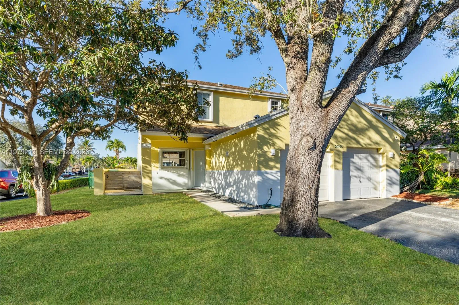 20775 Nw 1st St, Pembroke Pines, Florida 33029, Pembroke Pines, Florida 33029, 3 Bedrooms Bedrooms, ,2 BathroomsBathrooms,Residential,For Sale,20775 Nw 1st St, Pembroke Pines, Florida 33029,A11975213