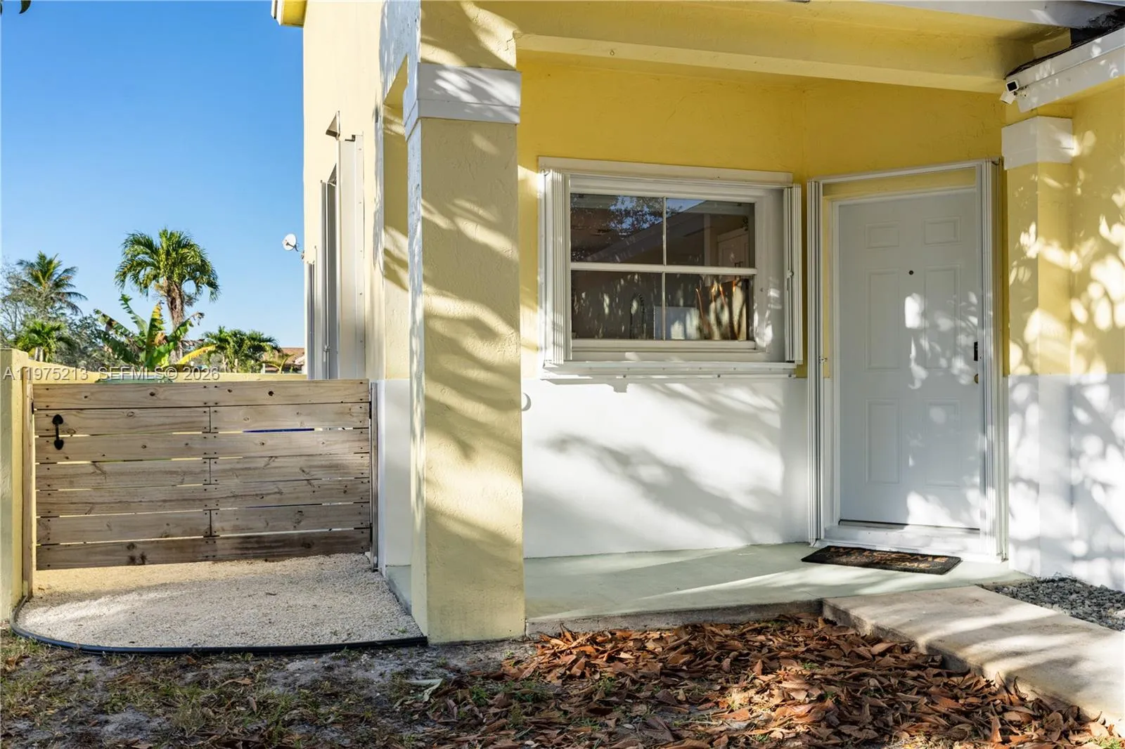 20775 Nw 1st St, Pembroke Pines, Florida 33029, Pembroke Pines, Florida 33029, 3 Bedrooms Bedrooms, ,2 BathroomsBathrooms,Residential,For Sale,20775 Nw 1st St, Pembroke Pines, Florida 33029,A11975213