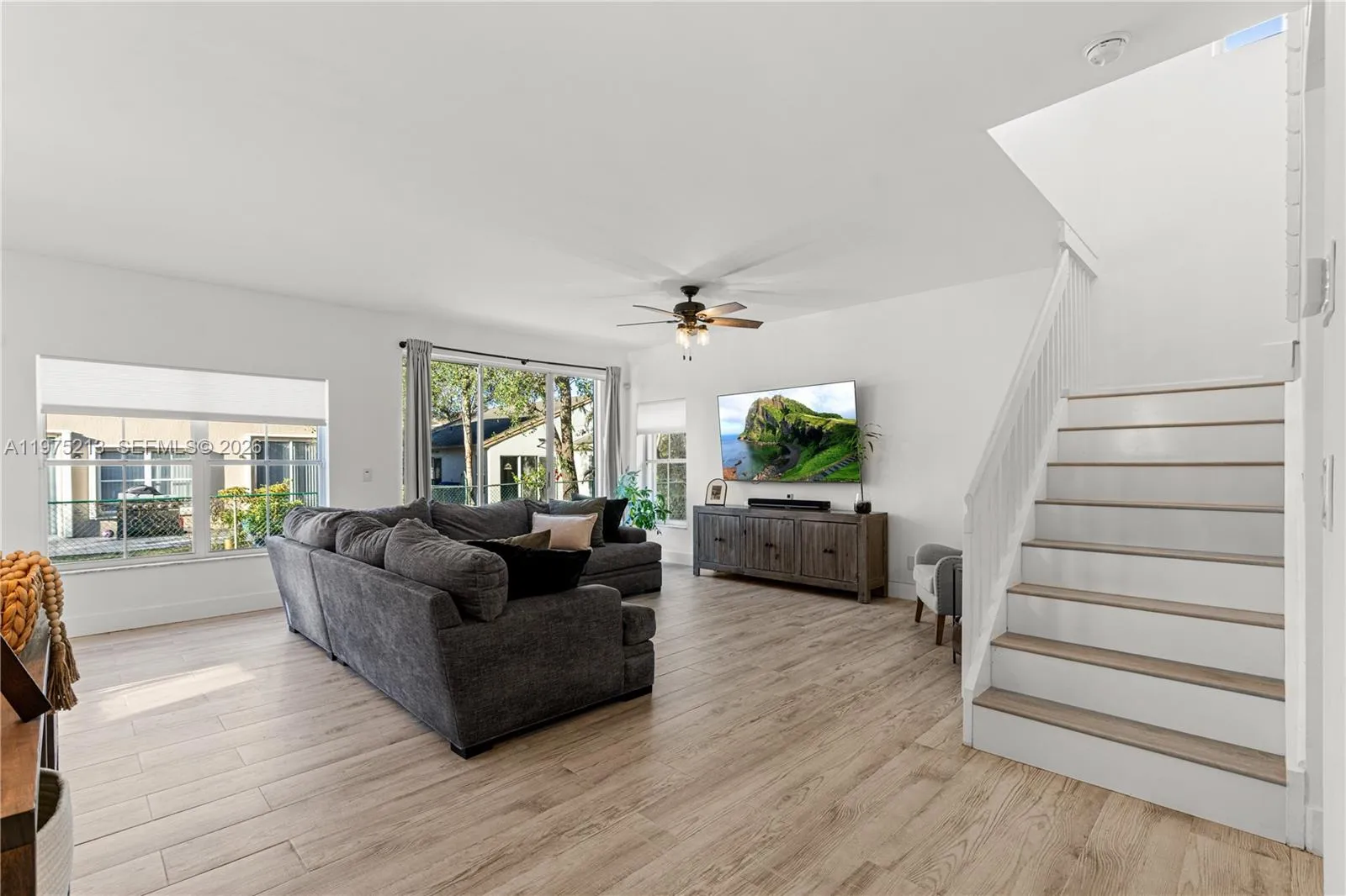 20775 Nw 1st St, Pembroke Pines, Florida 33029, Pembroke Pines, Florida 33029, 3 Bedrooms Bedrooms, ,2 BathroomsBathrooms,Residential,For Sale,20775 Nw 1st St, Pembroke Pines, Florida 33029,A11975213