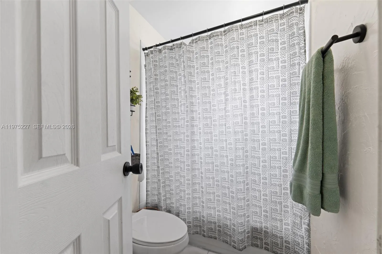 3143 Nw 59th St, Miami, Florida 33142, Miami, Florida 33142, 2 Bedrooms Bedrooms, ,1 BathroomBathrooms,Residential,For Sale,3143 Nw 59th St, Miami, Florida 33142,A11975227