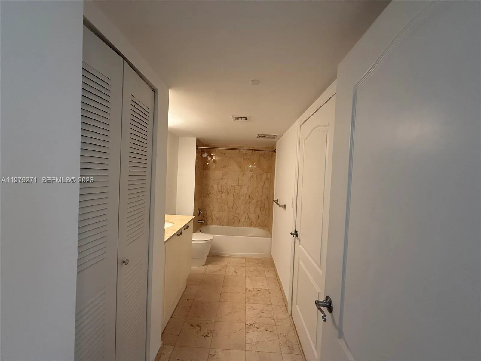 2101 Brickell Ave 502, Miami, Florida 33129, Miami, Florida 33129, 1 Bedroom Bedrooms, ,1 BathroomBathrooms,Residential,For Sale,2101 Brickell Ave 502, Miami, Florida 33129,A11975271