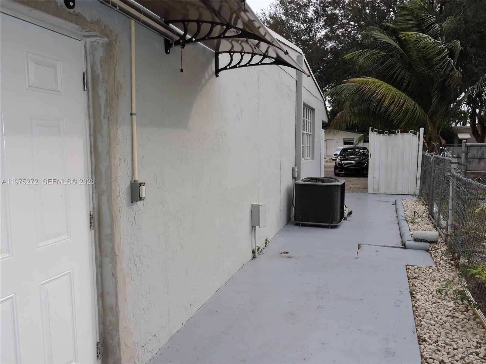 551 E 39th St, Hialeah, Florida 33013, Hialeah, Florida 33013, 1 Bedroom Bedrooms, ,1 BathroomBathrooms,Residential Lease,For Rent,551 E 39th St, Hialeah, Florida 33013,A11975272