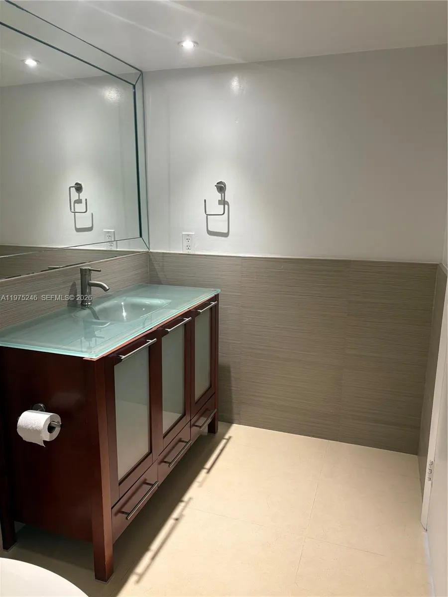 16558 Ne 26th Ave 6i, North Miami Beach, Florida 3, North Miami Beach, Florida 33160, 1 Bedroom Bedrooms, ,1 BathroomBathrooms,Residential Lease,For Rent,16558 Ne 26th Ave 6i, North Miami Beach, Florida 3,A11975246