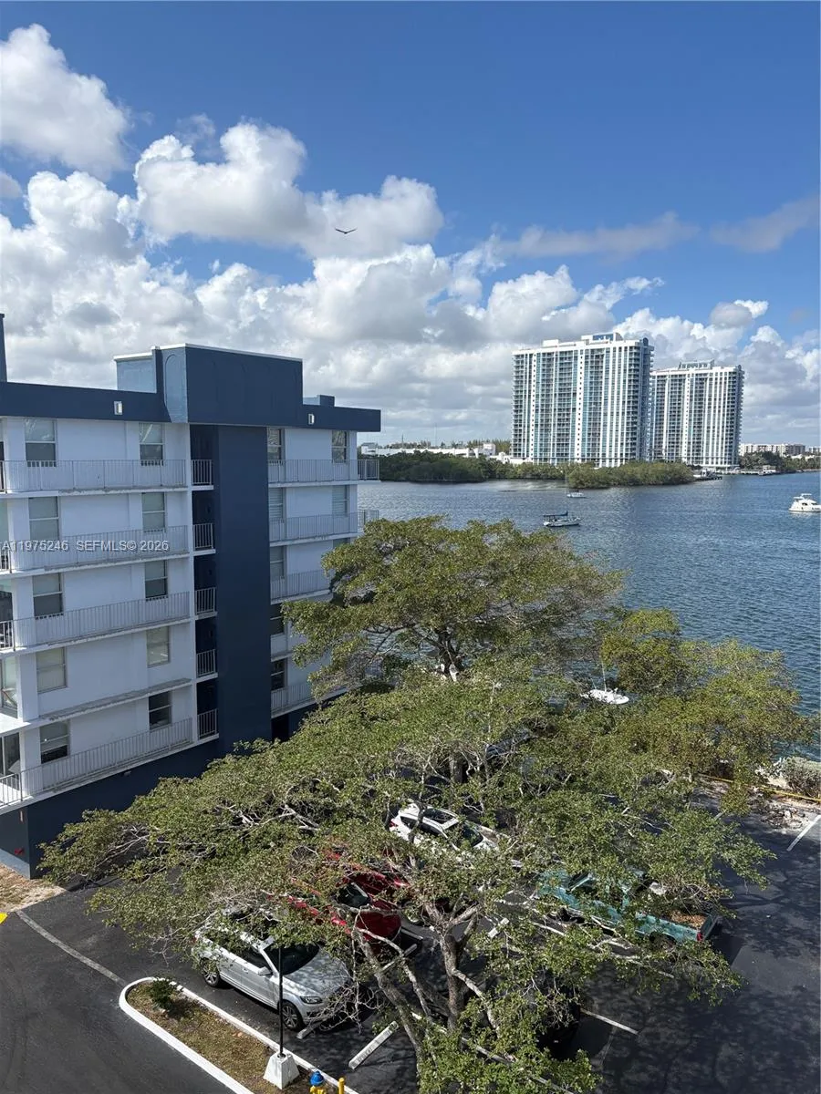 16558 Ne 26th Ave 6i, North Miami Beach, Florida 3, North Miami Beach, Florida 33160, 1 Bedroom Bedrooms, ,1 BathroomBathrooms,Residential Lease,For Rent,16558 Ne 26th Ave 6i, North Miami Beach, Florida 3,A11975246