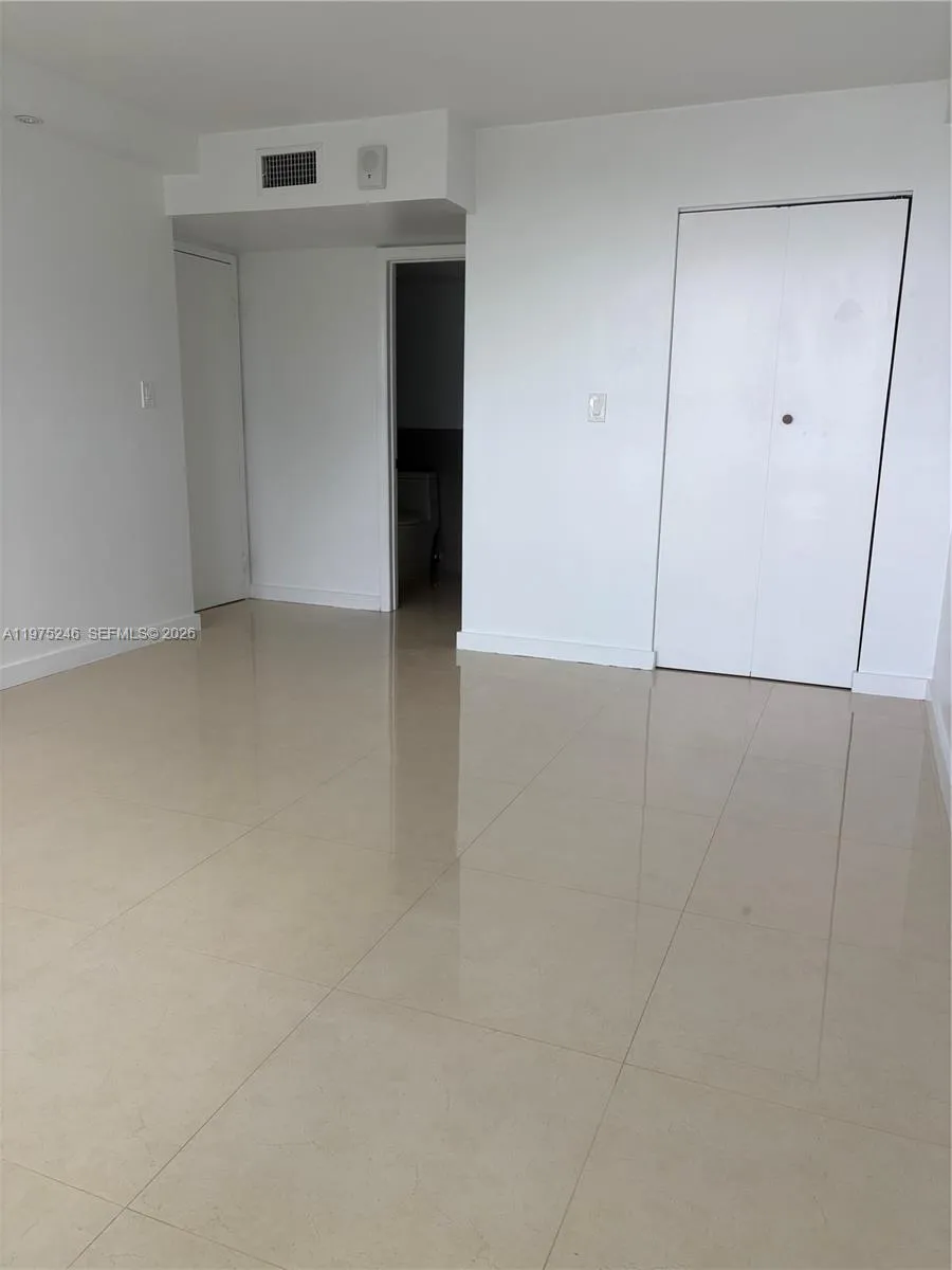 16558 Ne 26th Ave 6i, North Miami Beach, Florida 3, North Miami Beach, Florida 33160, 1 Bedroom Bedrooms, ,1 BathroomBathrooms,Residential Lease,For Rent,16558 Ne 26th Ave 6i, North Miami Beach, Florida 3,A11975246
