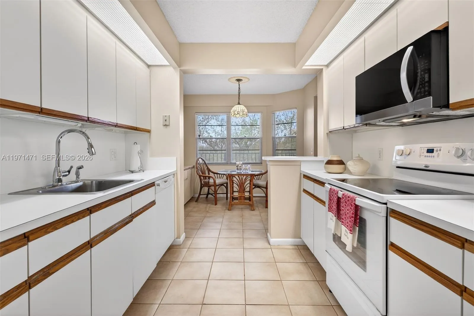 900 Sw 125th Way 409r, Pembroke Pines, Florida 330, Pembroke Pines, Florida 33027, 2 Bedrooms Bedrooms, ,2 BathroomsBathrooms,Residential,For Sale,900 Sw 125th Way 409r, Pembroke Pines, Florida 330,A11971471