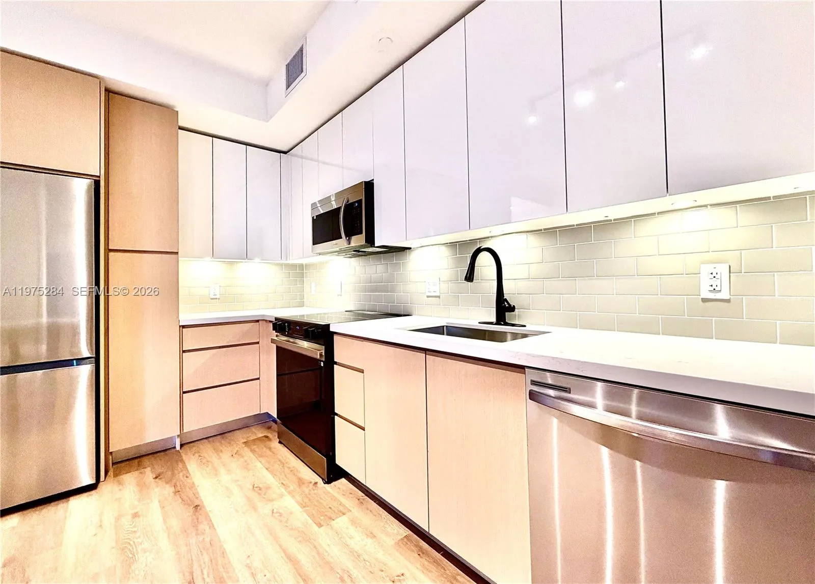 1650 Ne 124th St 621, North Miami, Florida 33181, North Miami, Florida 33181, 3 Bedrooms Bedrooms, ,3 BathroomsBathrooms,Residential Lease,For Rent,1650 Ne 124th St 621, North Miami, Florida 33181,A11975284