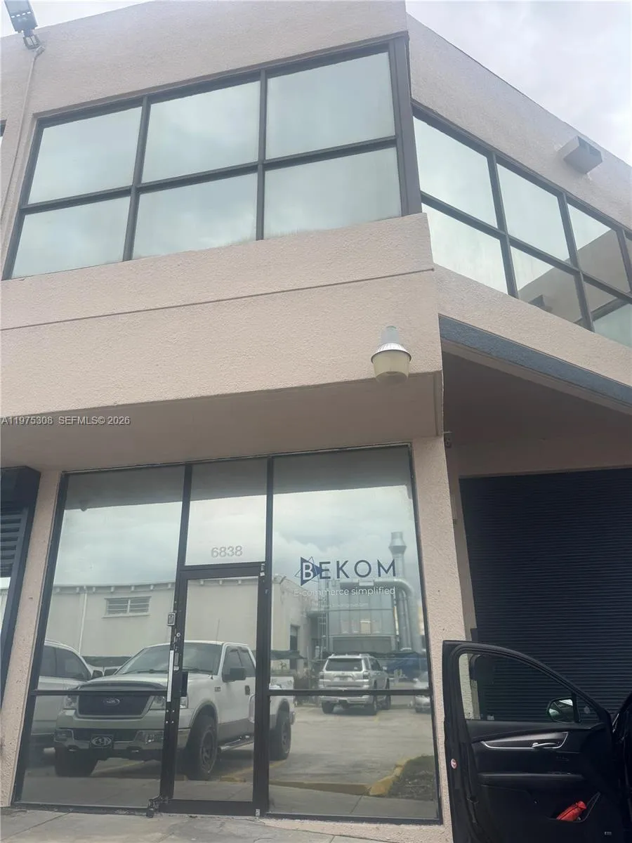 6838 Nw 77th Ct, Medley, Florida 33166, Medley, Florida 33166, ,Commercial Lease,For Rent,6838 Nw 77th Ct, Medley, Florida 33166,A11975308