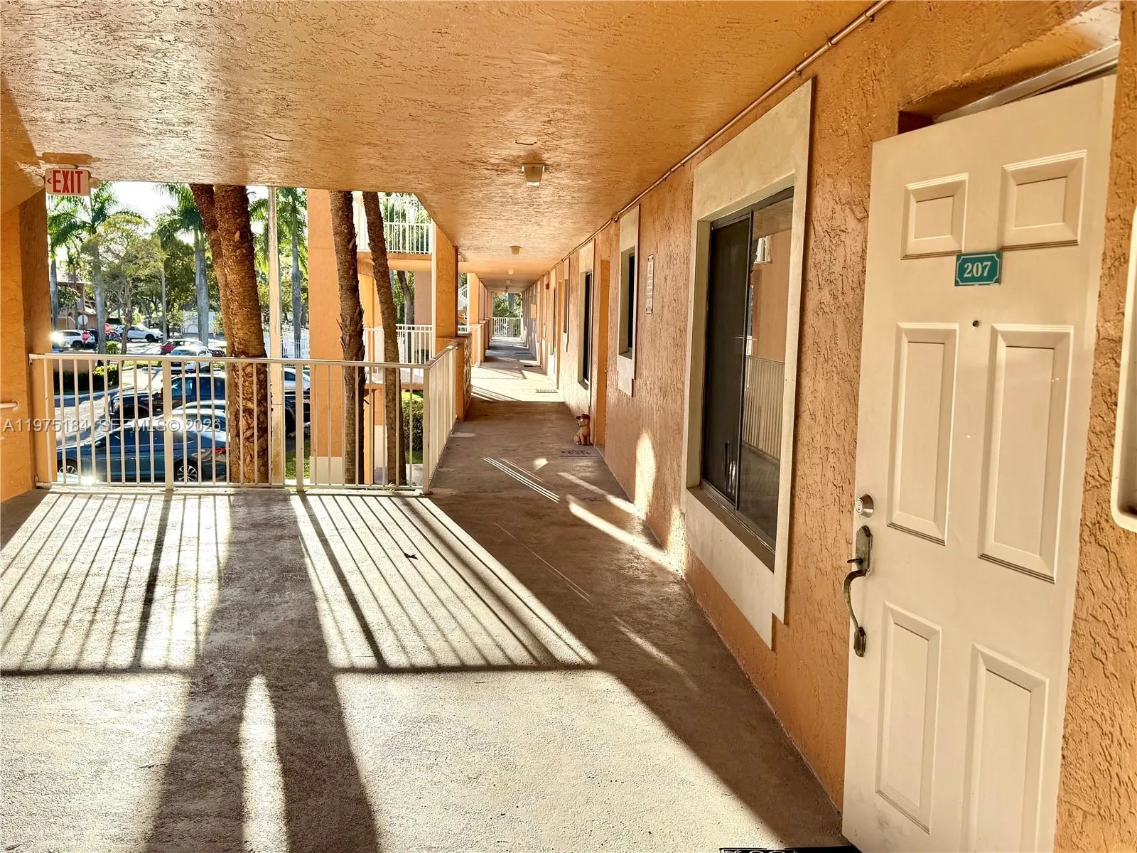 6900 Sw 39th St 207j, Davie, Florida 33314, Davie, Florida 33314, 2 Bedrooms Bedrooms, ,2 BathroomsBathrooms,Residential,For Sale,6900 Sw 39th St 207j, Davie, Florida 33314,A11975184
