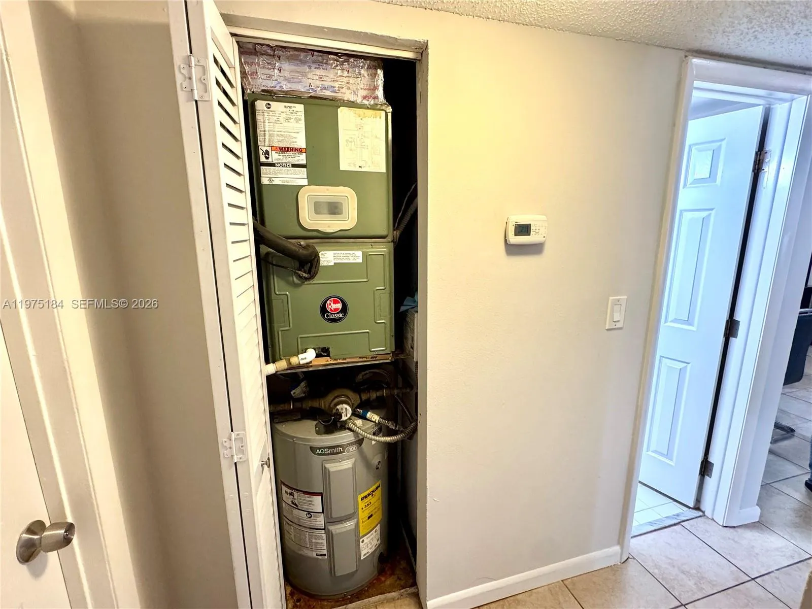 6900 Sw 39th St 207j, Davie, Florida 33314, Davie, Florida 33314, 2 Bedrooms Bedrooms, ,2 BathroomsBathrooms,Residential,For Sale,6900 Sw 39th St 207j, Davie, Florida 33314,A11975184