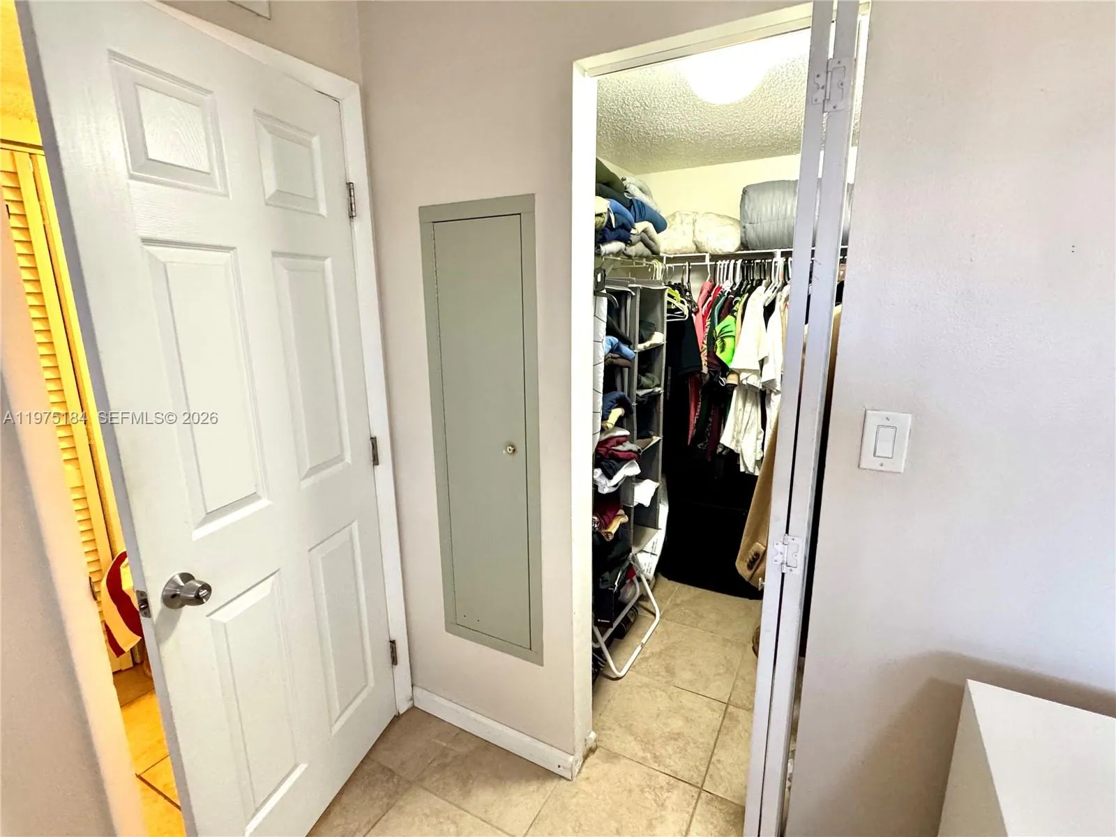 6900 Sw 39th St 207j, Davie, Florida 33314, Davie, Florida 33314, 2 Bedrooms Bedrooms, ,2 BathroomsBathrooms,Residential,For Sale,6900 Sw 39th St 207j, Davie, Florida 33314,A11975184