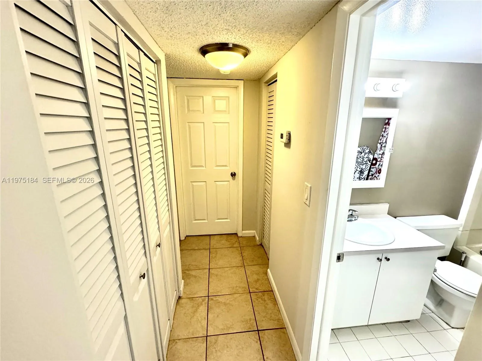6900 Sw 39th St 207j, Davie, Florida 33314, Davie, Florida 33314, 2 Bedrooms Bedrooms, ,2 BathroomsBathrooms,Residential,For Sale,6900 Sw 39th St 207j, Davie, Florida 33314,A11975184