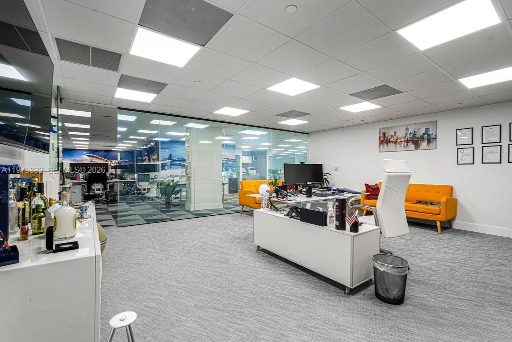 Miami, Florida 33131, Miami, Florida 33131, ,Commercial Sale,For Sale, Miami, Florida 33131,A11975332