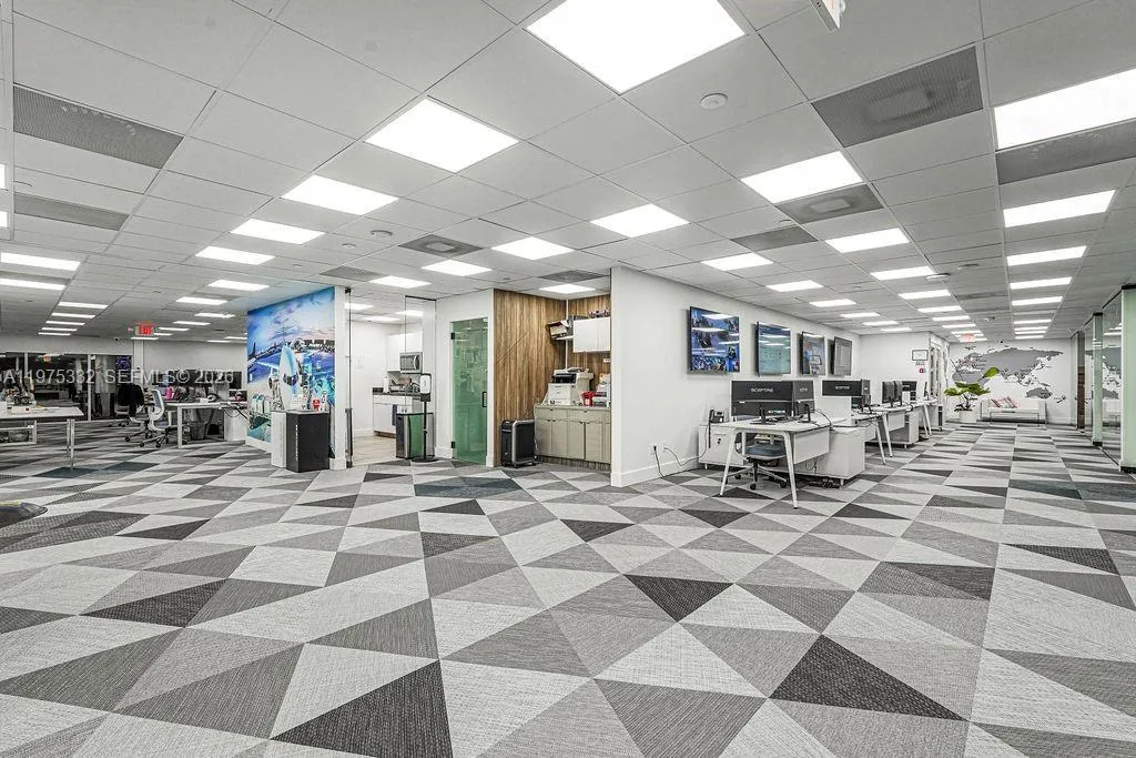 Miami, Florida 33131, Miami, Florida 33131, ,Commercial Sale,For Sale, Miami, Florida 33131,A11975332