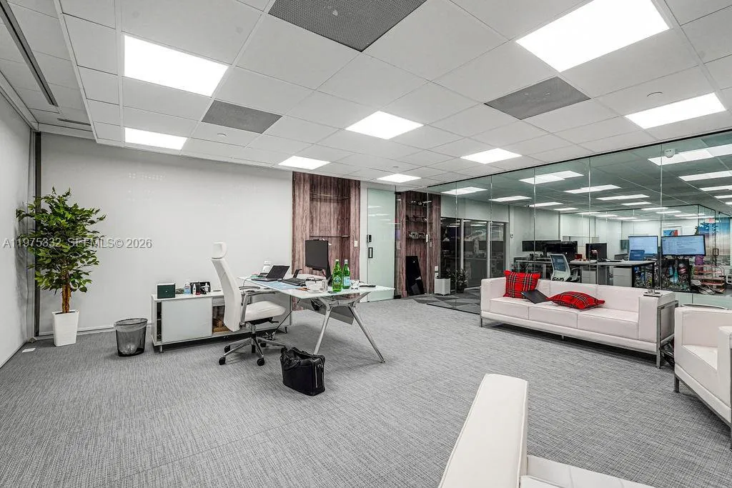 Miami, Florida 33131, Miami, Florida 33131, ,Commercial Sale,For Sale, Miami, Florida 33131,A11975332