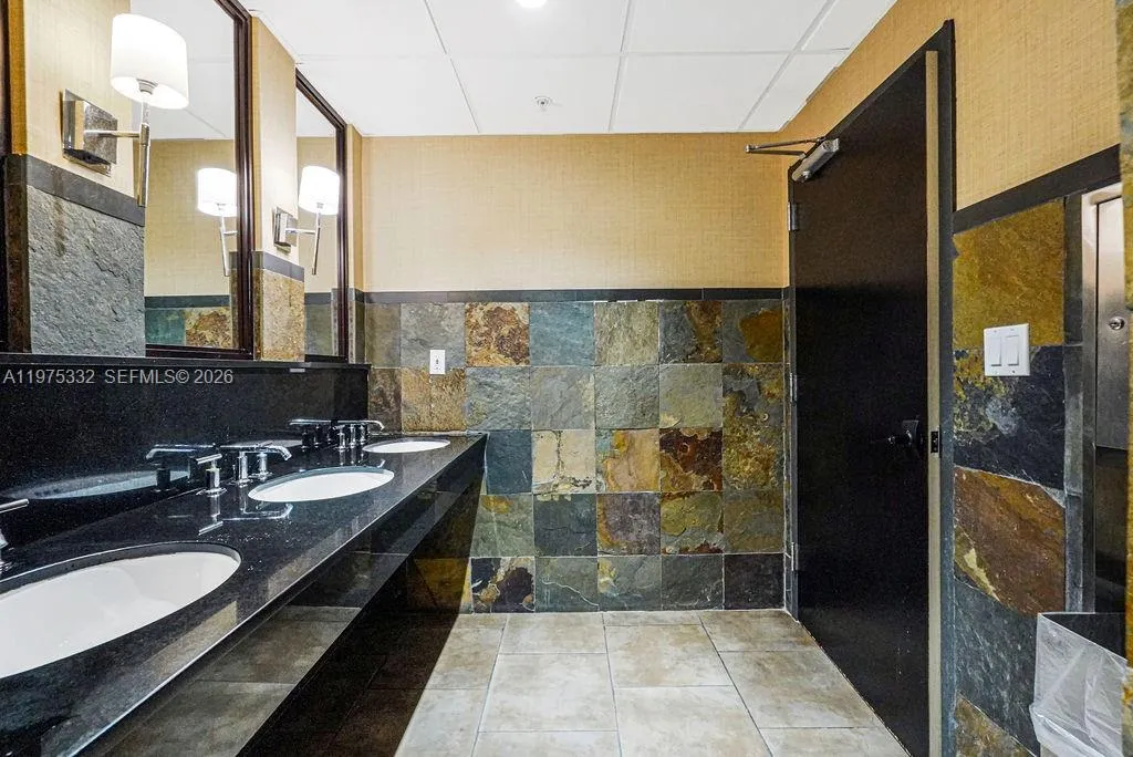 Miami, Florida 33131, Miami, Florida 33131, ,Commercial Sale,For Sale, Miami, Florida 33131,A11975332