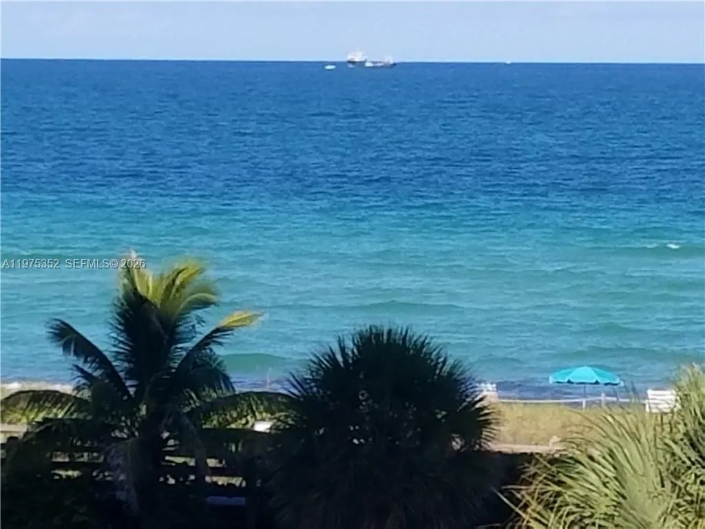 Miami Beach, Florida 33140, 1 Bedroom Bedrooms, ,1 BathroomBathrooms,Residential Lease,For Rent,A11975352