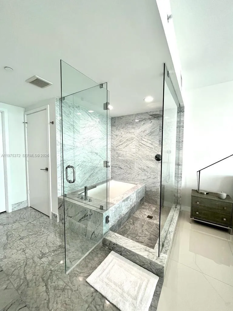 3131 Ne 7th Ave 3003, Miami, Florida 33137, Miami, Florida 33137, 3 Bedrooms Bedrooms, ,3 BathroomsBathrooms,Residential Lease,For Rent,3131 Ne 7th Ave 3003, Miami, Florida 33137,A11975372