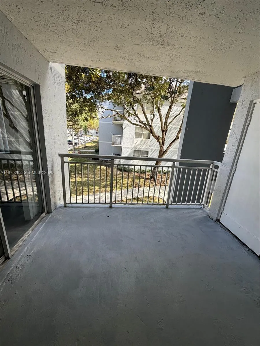 8670 Sw 212th St 203, Cutler Bay, Florida 33189, Cutler Bay, Florida 33189, 2 Bedrooms Bedrooms, ,2 BathroomsBathrooms,Residential Lease,For Rent,8670 Sw 212th St 203, Cutler Bay, Florida 33189,A11975292