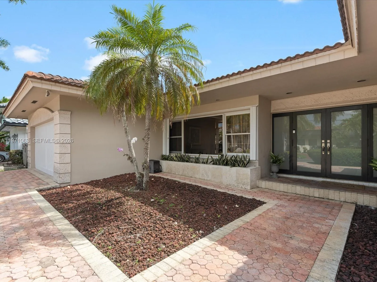 2930 Ne 164th St, North Miami Beach, Florida 33160, North Miami Beach, Florida 33160, 3 Bedrooms Bedrooms, ,4 BathroomsBathrooms,Residential,For Sale,2930 Ne 164th St, North Miami Beach, Florida 33160,A11971063
