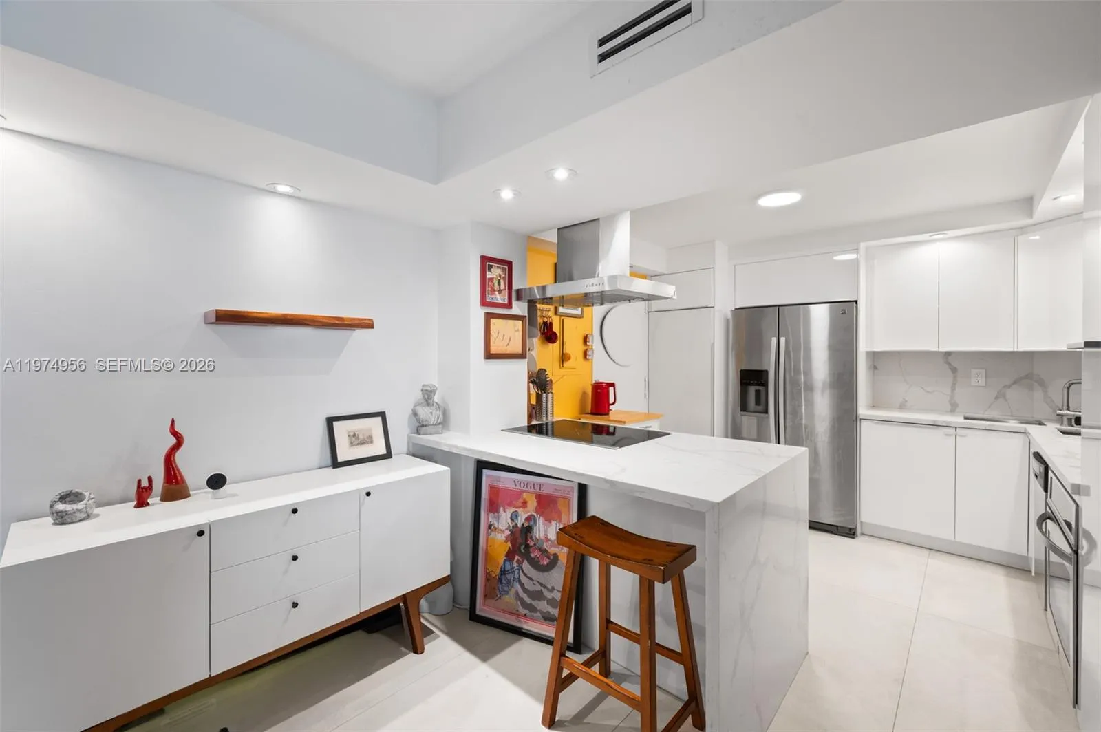 2333 Brickell Ave 1909, Miami, Florida 33129, Miami, Florida 33129, 1 Bedroom Bedrooms, ,1 BathroomBathrooms,Residential,For Sale,2333 Brickell Ave 1909, Miami, Florida 33129,A11974956