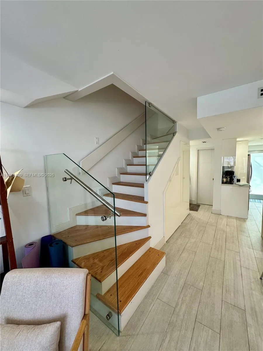 881 Ocean Dr Th7, Key Biscayne, Florida 33149, Key Biscayne, Florida 33149, 2 Bedrooms Bedrooms, ,2 BathroomsBathrooms,Residential Lease,For Rent,881 Ocean Dr Th7, Key Biscayne, Florida 33149,A11975409