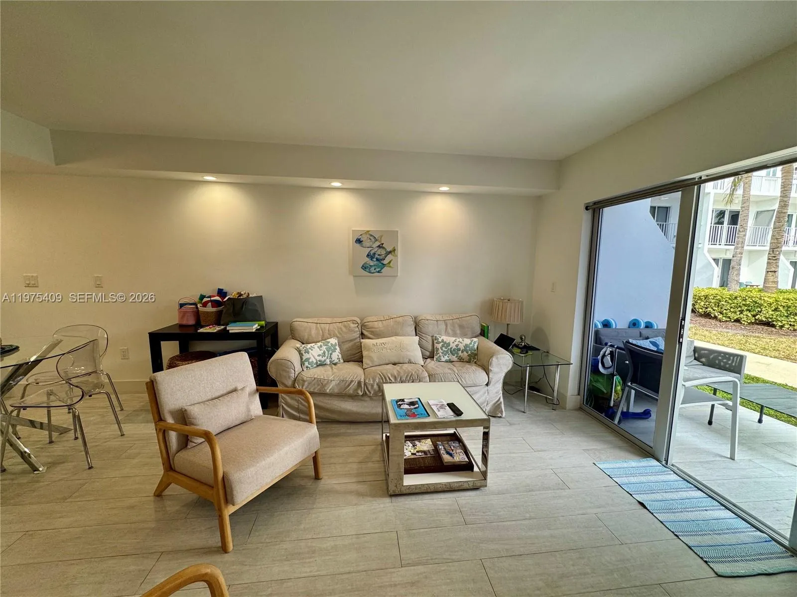 881 Ocean Dr Th7, Key Biscayne, Florida 33149, Key Biscayne, Florida 33149, 2 Bedrooms Bedrooms, ,2 BathroomsBathrooms,Residential Lease,For Rent,881 Ocean Dr Th7, Key Biscayne, Florida 33149,A11975409