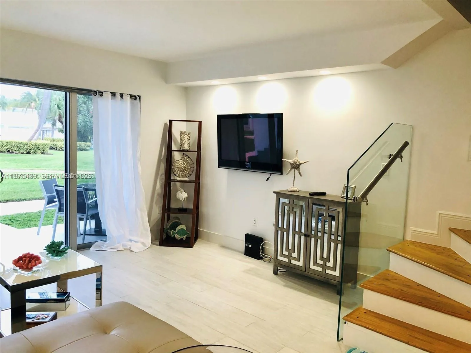 881 Ocean Dr Th7, Key Biscayne, Florida 33149, Key Biscayne, Florida 33149, 2 Bedrooms Bedrooms, ,2 BathroomsBathrooms,Residential Lease,For Rent,881 Ocean Dr Th7, Key Biscayne, Florida 33149,A11975409