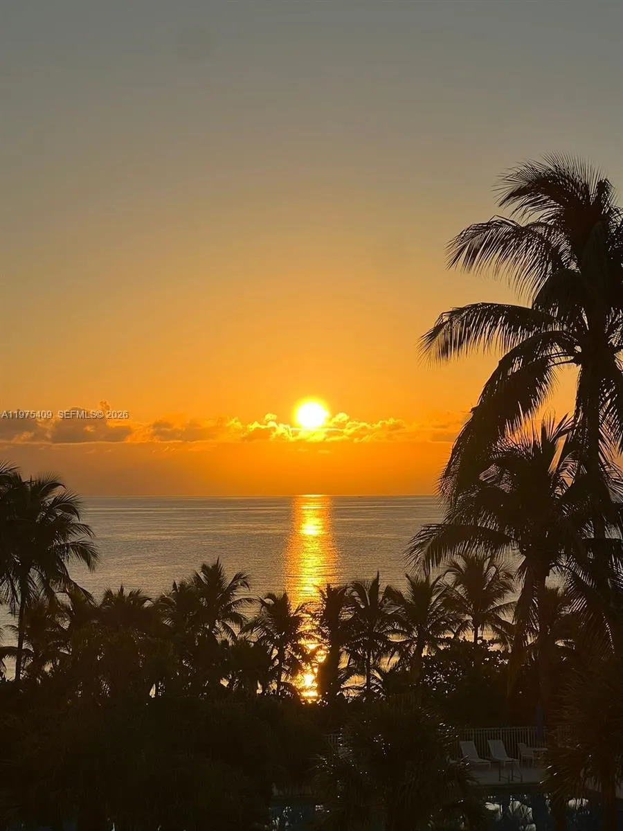 881 Ocean Dr Th7, Key Biscayne, Florida 33149, Key Biscayne, Florida 33149, 2 Bedrooms Bedrooms, ,2 BathroomsBathrooms,Residential Lease,For Rent,881 Ocean Dr Th7, Key Biscayne, Florida 33149,A11975409