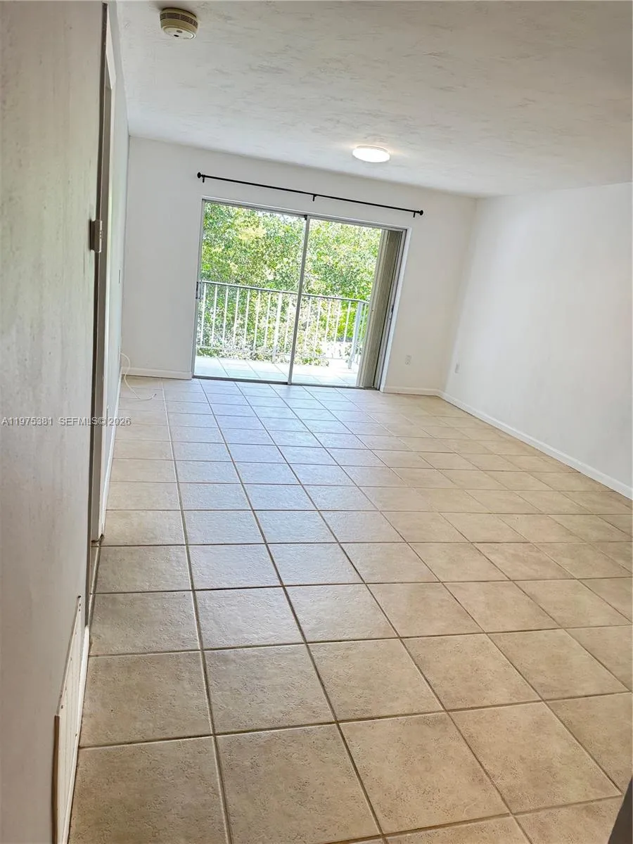 9641 Sw D305, Miami, Florida 33156, Miami, Florida 33156, 1 Bedroom Bedrooms, ,1 BathroomBathrooms,Residential Lease,For Rent,9641 Sw D305, Miami, Florida 33156,A11975381