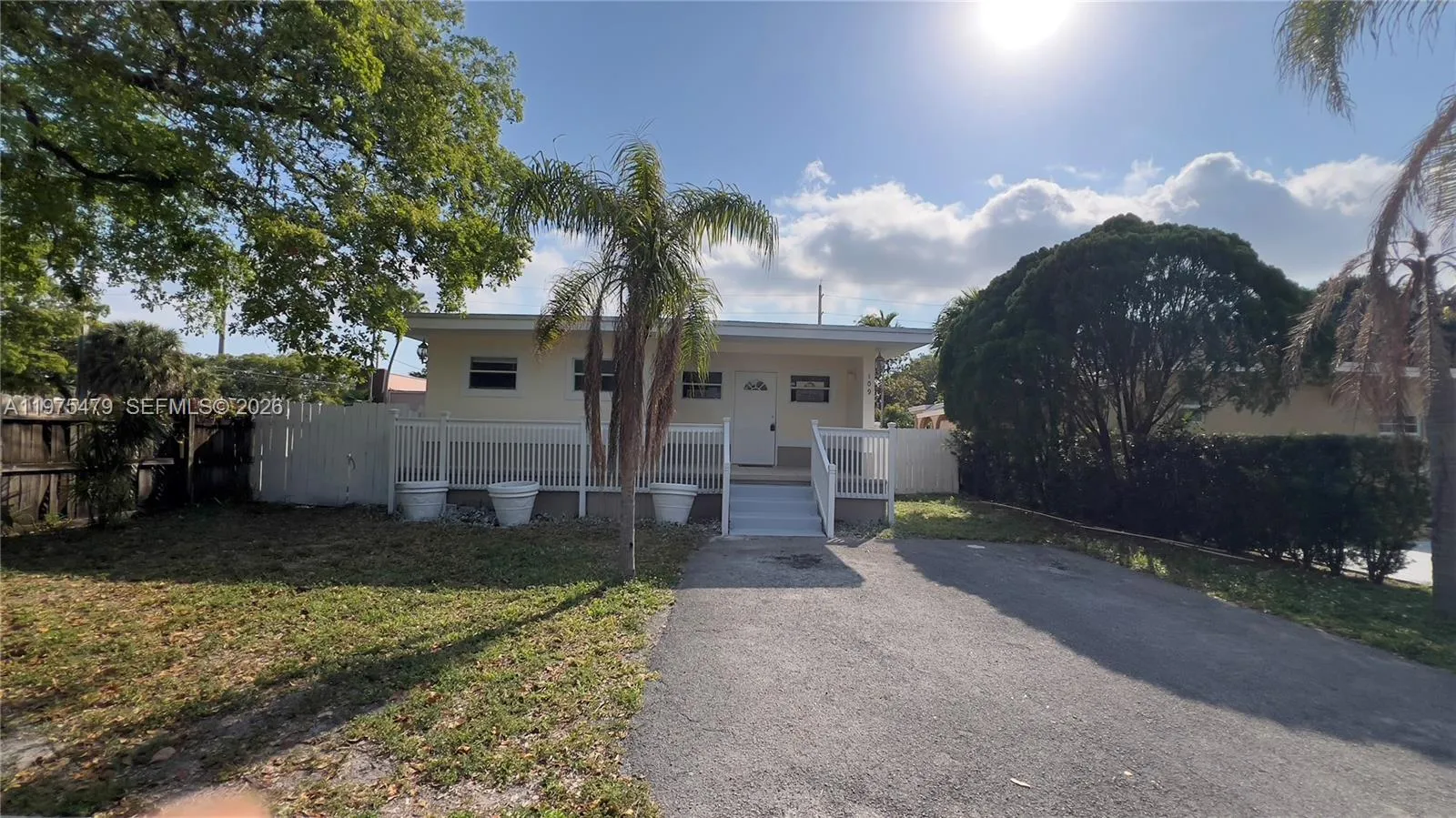 109 Sw 1st Ave, Hallandale Beach, Florida 33009, Hallandale Beach, Florida 33009, 3 Bedrooms Bedrooms, ,2 BathroomsBathrooms,Residential,For Sale,109 Sw 1st Ave, Hallandale Beach, Florida 33009,A11975479