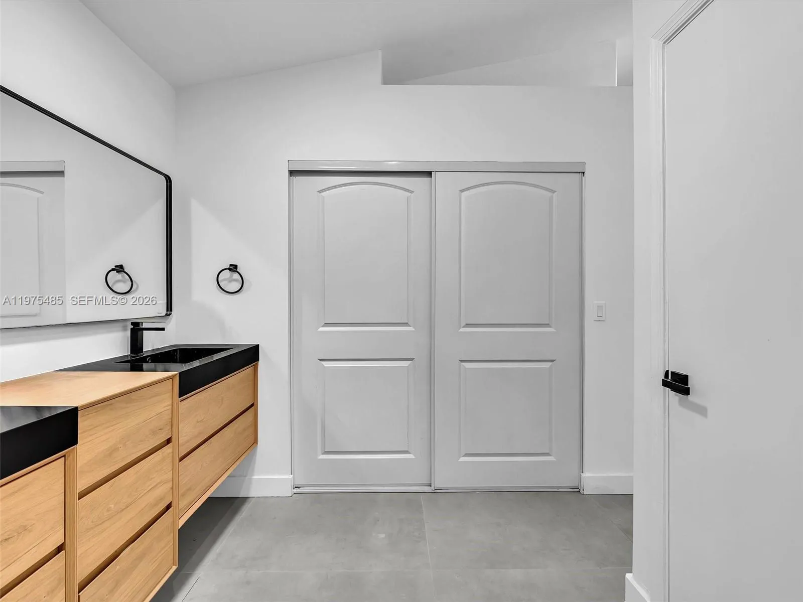4962 Sw 32nd Way, Hollywood, Florida 33312, Hollywood, Florida 33312, 3 Bedrooms Bedrooms, ,2 BathroomsBathrooms,Residential Lease,For Rent,4962 Sw 32nd Way, Hollywood, Florida 33312,A11975485