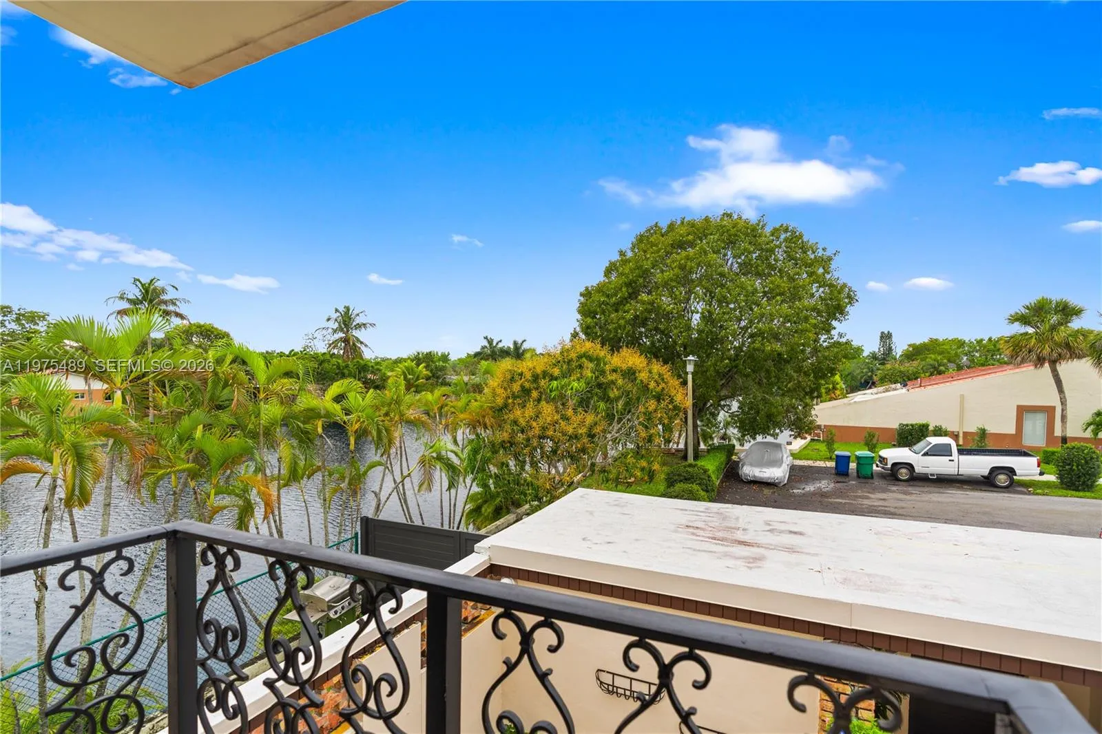 7282 Jacaranda Ln, Miami Lakes, Florida 33014, Miami Lakes, Florida 33014, 3 Bedrooms Bedrooms, ,2 BathroomsBathrooms,Residential,For Sale,7282 Jacaranda Ln, Miami Lakes, Florida 33014,A11975489