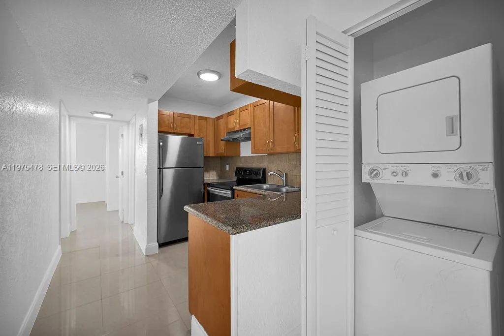 666 Sw Kathy Ct, Margate, Florida 33068, Margate, Florida 33068, 2 Bedrooms Bedrooms, ,1 BathroomBathrooms,Residential Lease,For Rent,666 Sw Kathy Ct, Margate, Florida 33068,A11975478