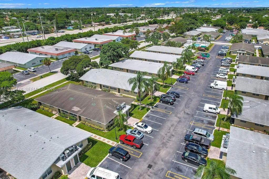 666 Sw Kathy Ct, Margate, Florida 33068, Margate, Florida 33068, 2 Bedrooms Bedrooms, ,1 BathroomBathrooms,Residential Lease,For Rent,666 Sw Kathy Ct, Margate, Florida 33068,A11975478