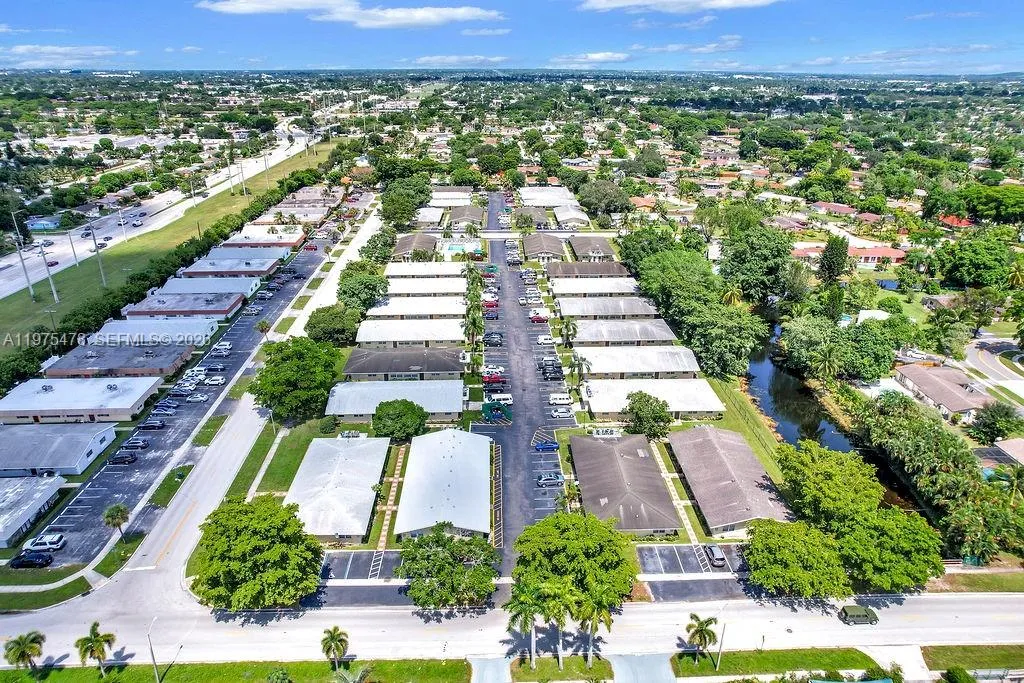 666 Sw Kathy Ct, Margate, Florida 33068, Margate, Florida 33068, 2 Bedrooms Bedrooms, ,1 BathroomBathrooms,Residential Lease,For Rent,666 Sw Kathy Ct, Margate, Florida 33068,A11975478