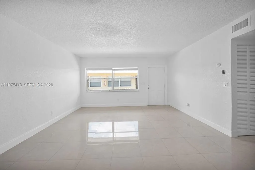 666 Sw Kathy Ct, Margate, Florida 33068, Margate, Florida 33068, 2 Bedrooms Bedrooms, ,1 BathroomBathrooms,Residential Lease,For Rent,666 Sw Kathy Ct, Margate, Florida 33068,A11975478