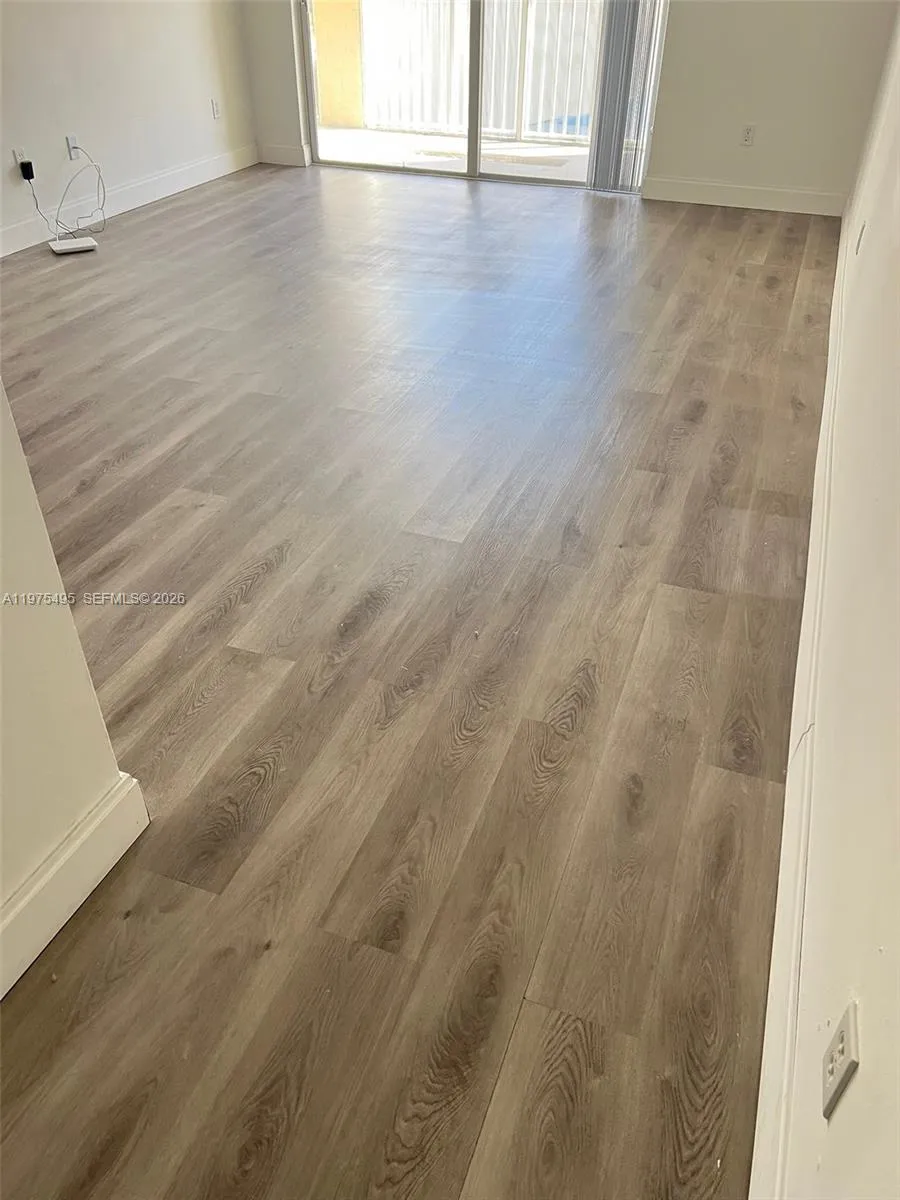 440 S Park Rd 4-202, Hollywood, Florida 33021, Hollywood, Florida 33021, 2 Bedrooms Bedrooms, ,2 BathroomsBathrooms,Residential Lease,For Rent,440 S Park Rd 4-202, Hollywood, Florida 33021,A11975495
