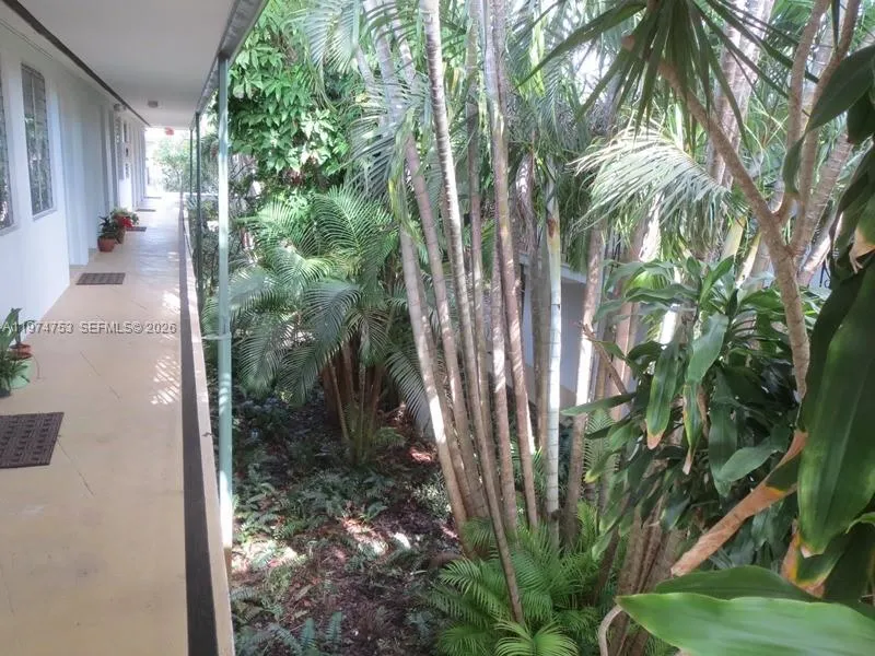 6231 Sw 78th St 37, South Miami, Florida 33143, South Miami, Florida 33143, 42 Bedrooms Bedrooms, ,42 BathroomsBathrooms,Residential Lease,For Rent,6231 Sw 78th St 37, South Miami, Florida 33143,A11974753