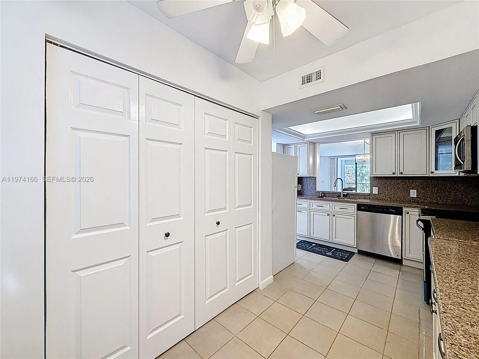 7331 Nw 18th St 202, Margate, Florida 33063, Margate, Florida 33063, 2 Bedrooms Bedrooms, ,2 BathroomsBathrooms,Residential,For Sale,7331 Nw 18th St 202, Margate, Florida 33063,A11974166