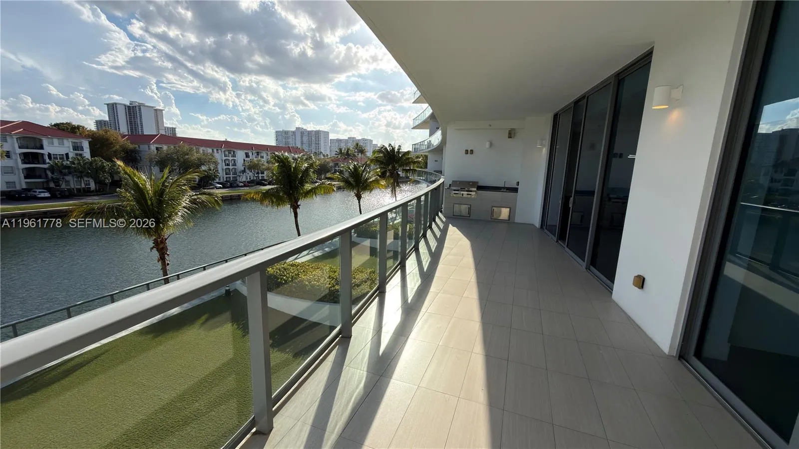 3250 Ne 188th St 204, Aventura, Florida 33180, Aventura, Florida 33180, 3 Bedrooms Bedrooms, ,4 BathroomsBathrooms,Residential,For Sale,3250 Ne 188th St 204, Aventura, Florida 33180,A11961778