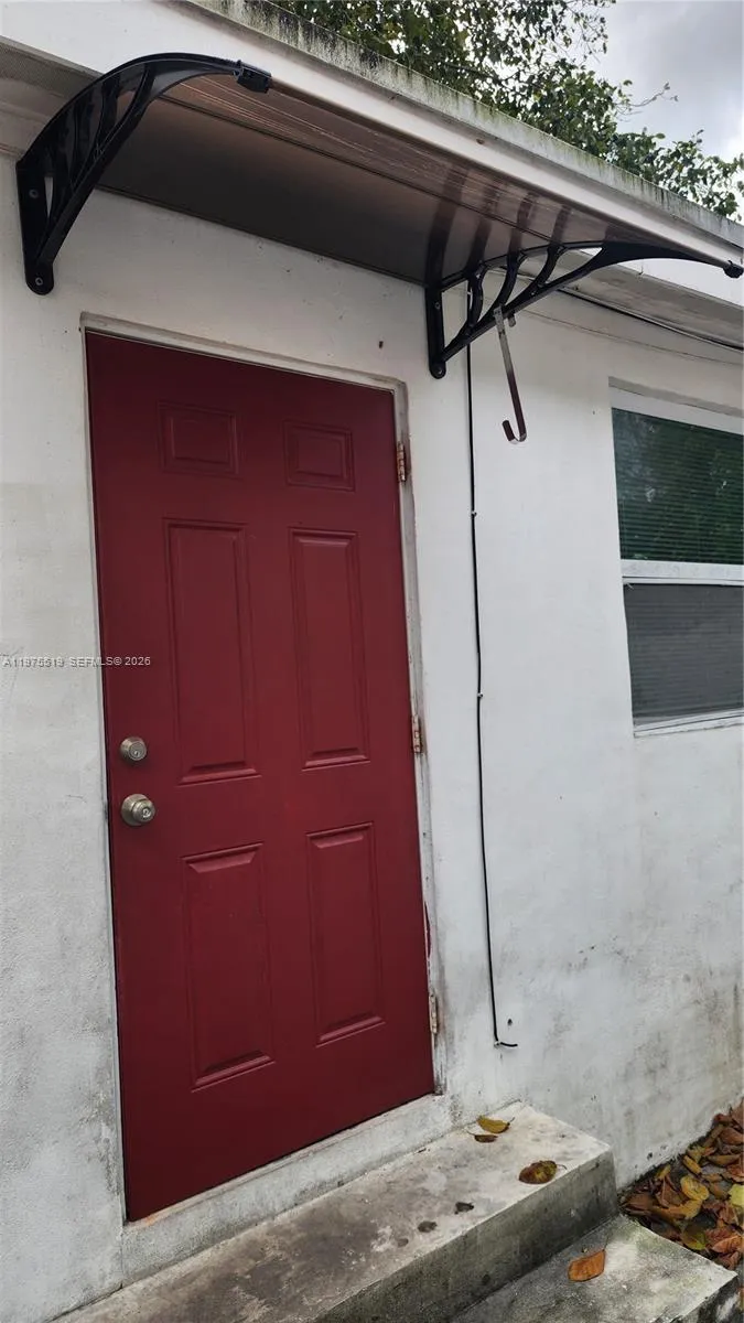 Miami, Florida 33145, 1 Bedroom Bedrooms, ,1 BathroomBathrooms,Residential Lease,For Rent,A11975519