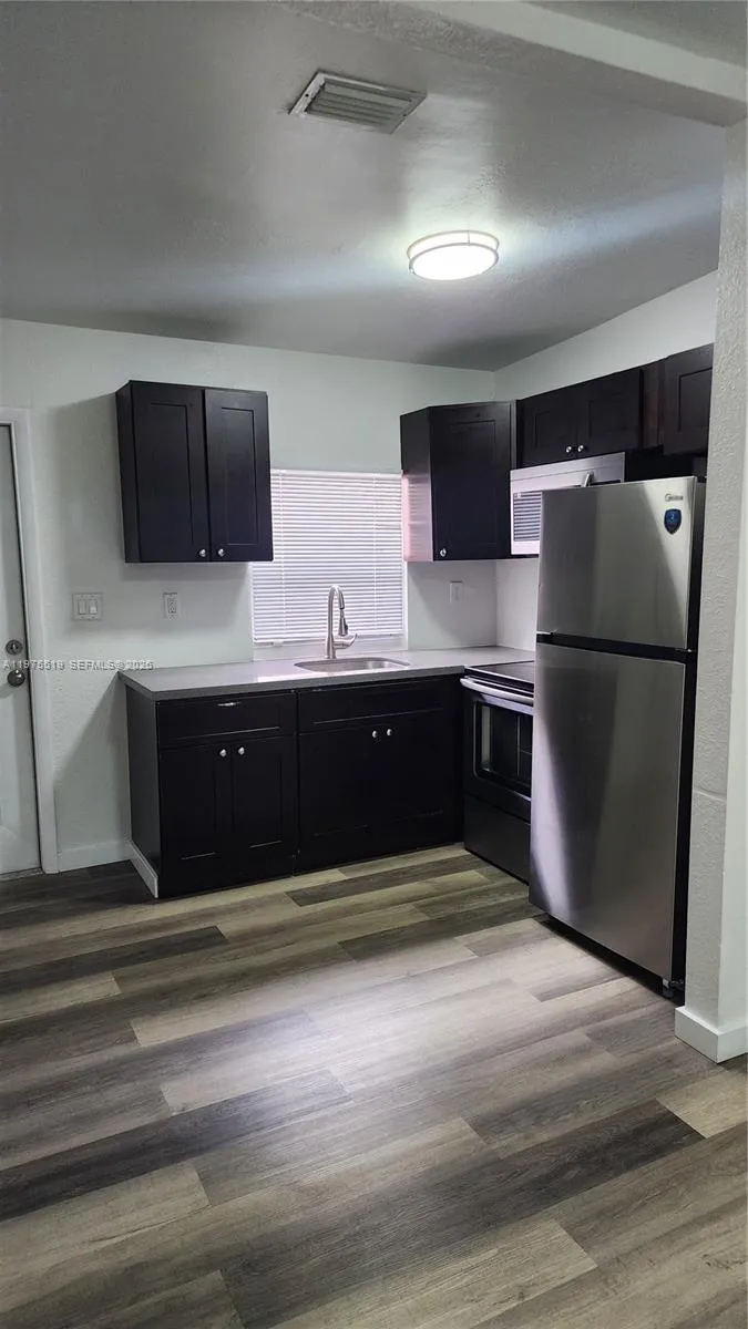 Miami, Florida 33145, 1 Bedroom Bedrooms, ,1 BathroomBathrooms,Residential Lease,For Rent,A11975519