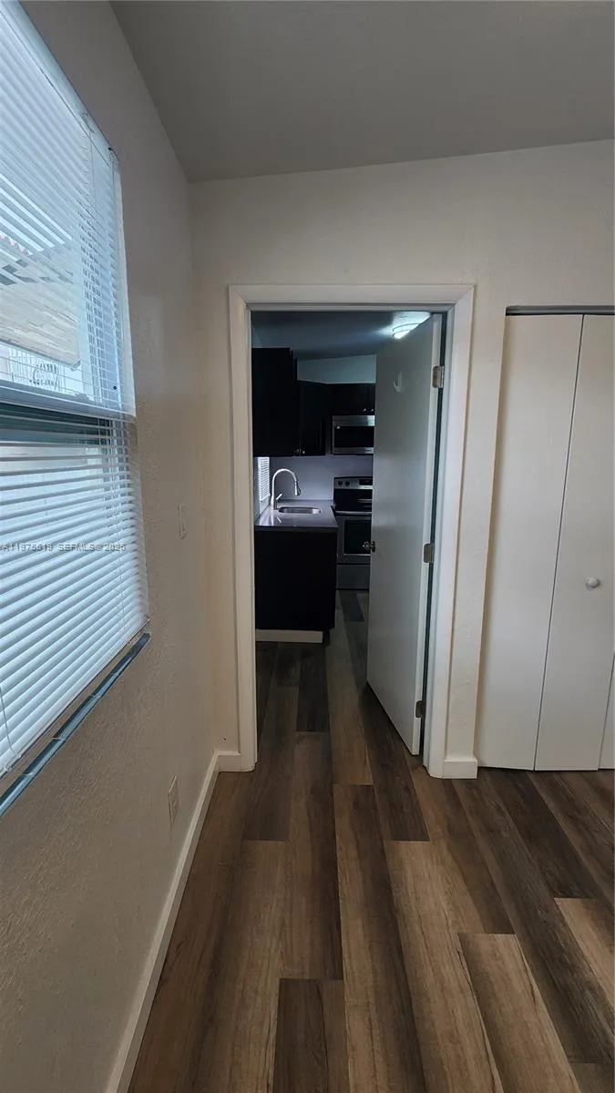 Miami, Florida 33145, 1 Bedroom Bedrooms, ,1 BathroomBathrooms,Residential Lease,For Rent,A11975519