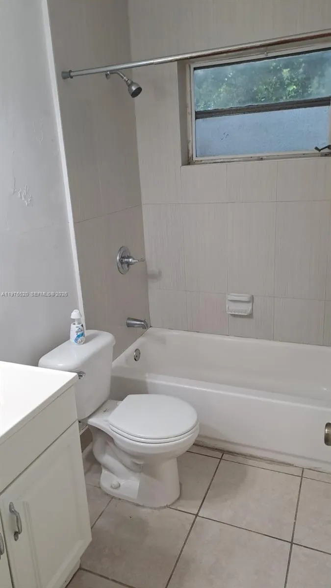 Dania Beach, Florida 33312, 1 Bedroom Bedrooms, ,1 BathroomBathrooms,Residential,For Sale,A11975520