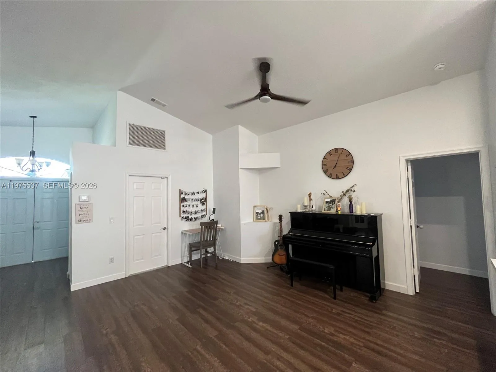 17901 Nw 19th St, Pembroke Pines, Florida 33029, Pembroke Pines, Florida 33029, 3 Bedrooms Bedrooms, ,2 BathroomsBathrooms,Residential,For Sale,17901 Nw 19th St, Pembroke Pines, Florida 33029,A11975537