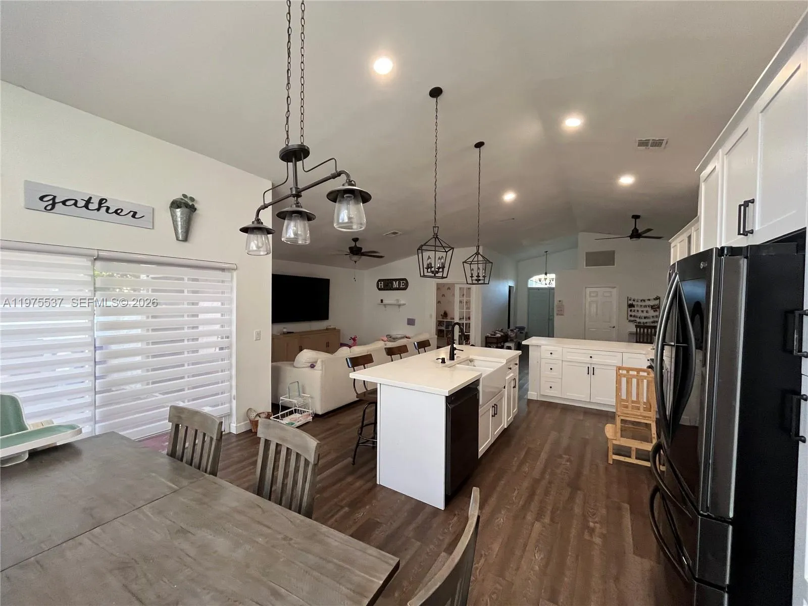 17901 Nw 19th St, Pembroke Pines, Florida 33029, Pembroke Pines, Florida 33029, 3 Bedrooms Bedrooms, ,2 BathroomsBathrooms,Residential,For Sale,17901 Nw 19th St, Pembroke Pines, Florida 33029,A11975537
