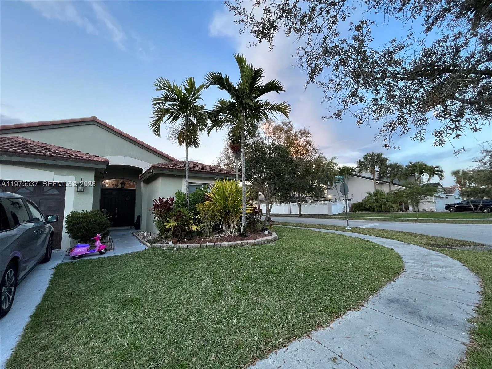 17901 Nw 19th St, Pembroke Pines, Florida 33029, Pembroke Pines, Florida 33029, 3 Bedrooms Bedrooms, ,2 BathroomsBathrooms,Residential,For Sale,17901 Nw 19th St, Pembroke Pines, Florida 33029,A11975537