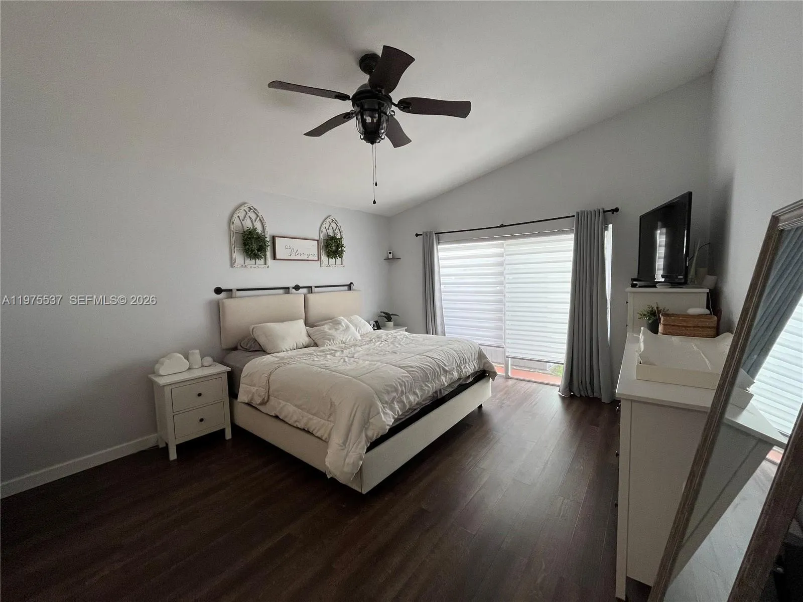 17901 Nw 19th St, Pembroke Pines, Florida 33029, Pembroke Pines, Florida 33029, 3 Bedrooms Bedrooms, ,2 BathroomsBathrooms,Residential,For Sale,17901 Nw 19th St, Pembroke Pines, Florida 33029,A11975537