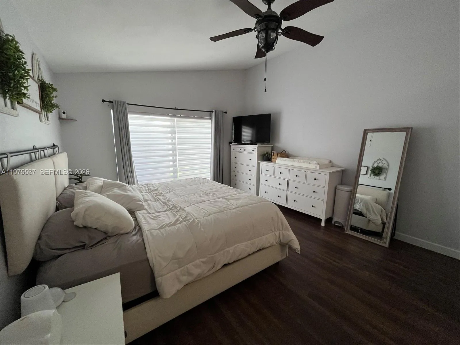 17901 Nw 19th St, Pembroke Pines, Florida 33029, Pembroke Pines, Florida 33029, 3 Bedrooms Bedrooms, ,2 BathroomsBathrooms,Residential,For Sale,17901 Nw 19th St, Pembroke Pines, Florida 33029,A11975537